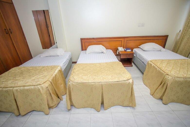Holiday Express Hotel