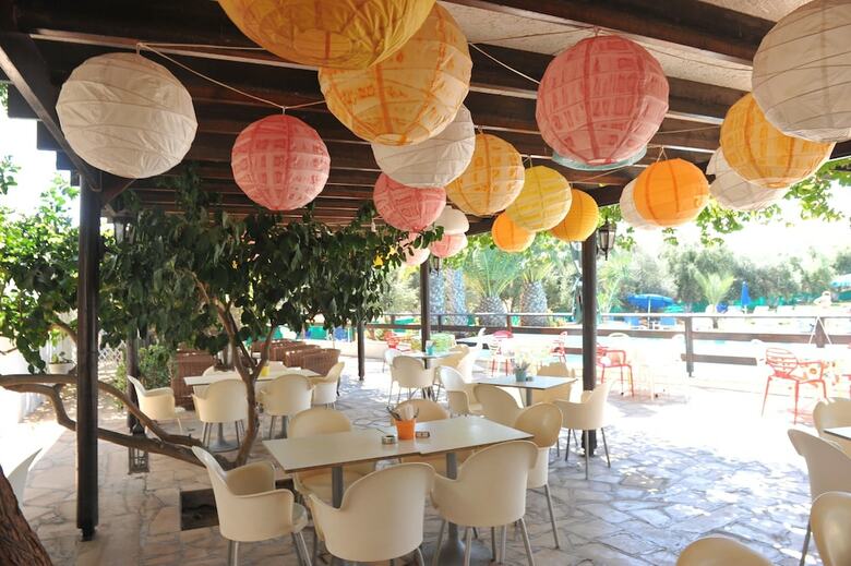 Aparthotel Captain Karas Holiday Apartments