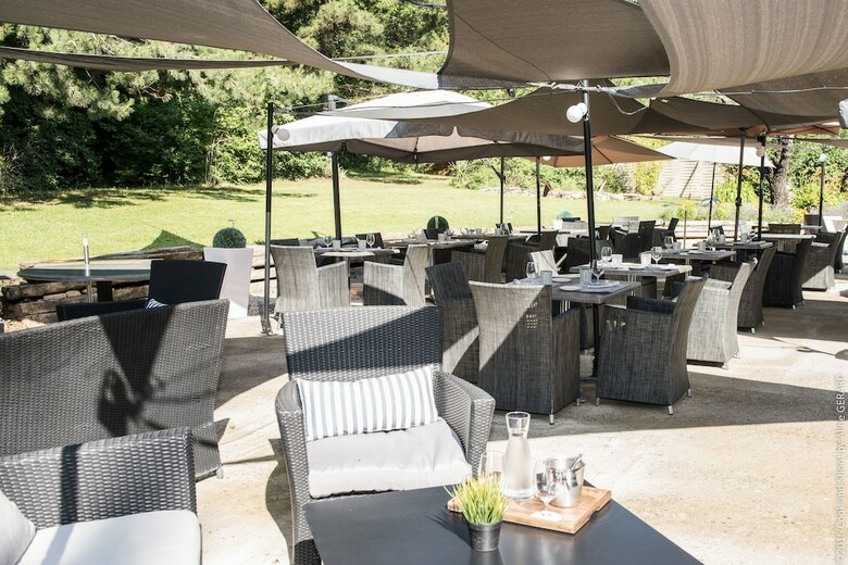 Hotel H�tel La Magnanerie, C�t� Bistro