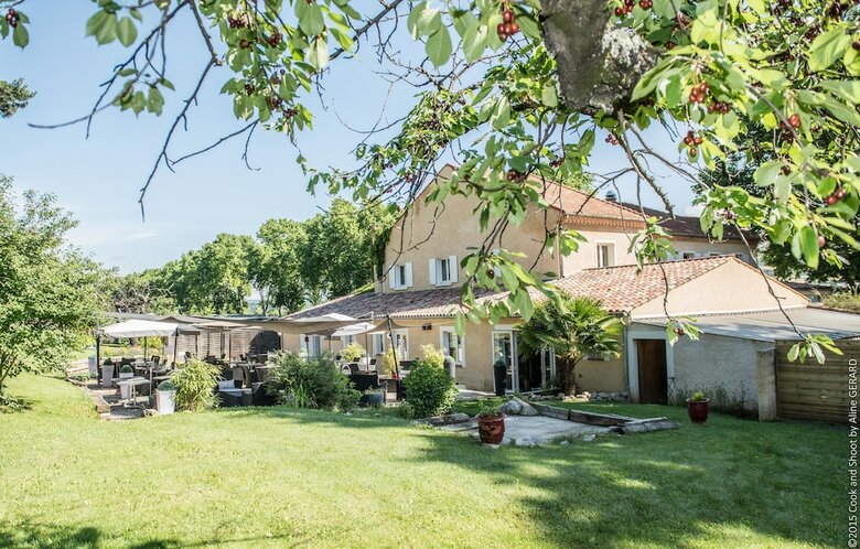Hotel H�tel La Magnanerie, C�t� Bistro