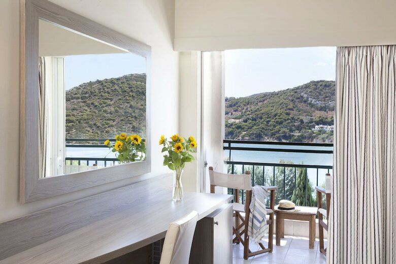 Hotel Dolce By Wyndham Attica Riviera