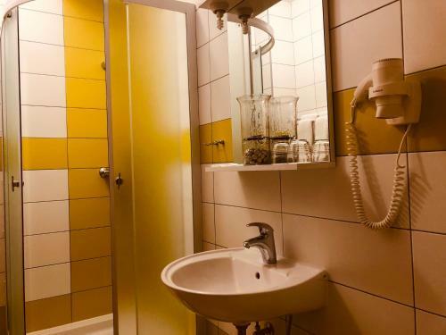 Hostal Rooms Jana