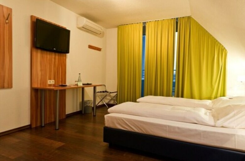 Hotel Domino