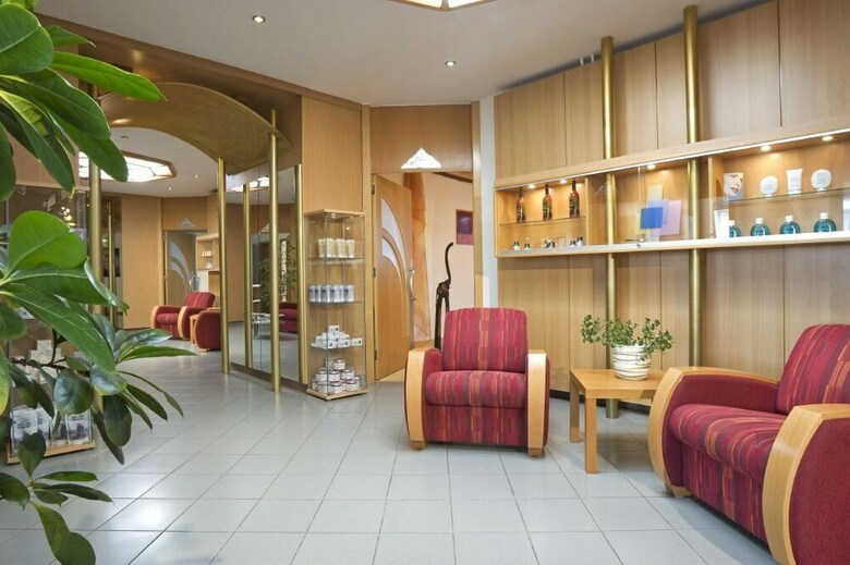 Hotel L�v�r Sopron
