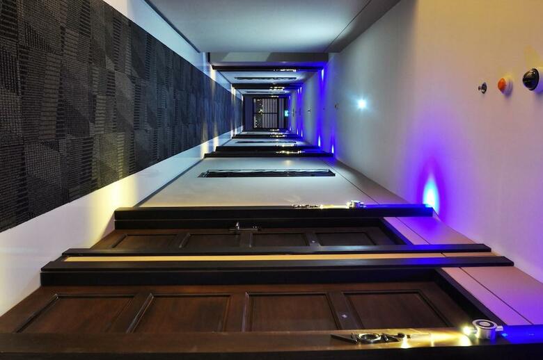 Grand Howard Hotel