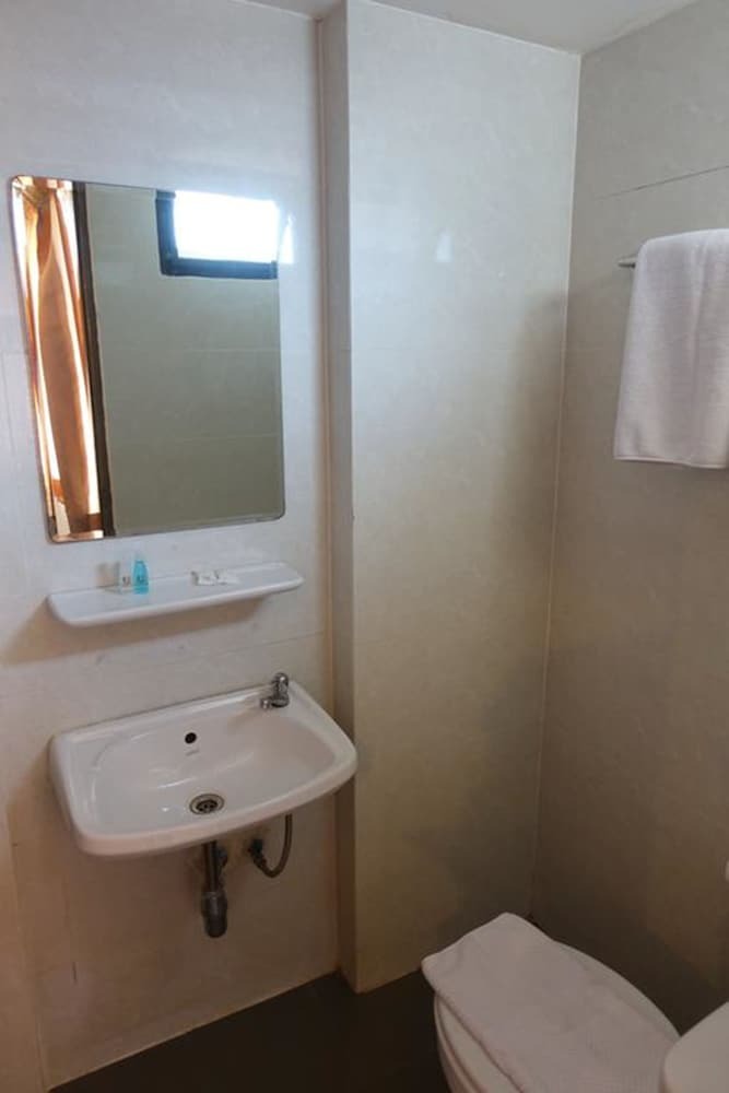 Hotel Win Long Place Serviced Apartment