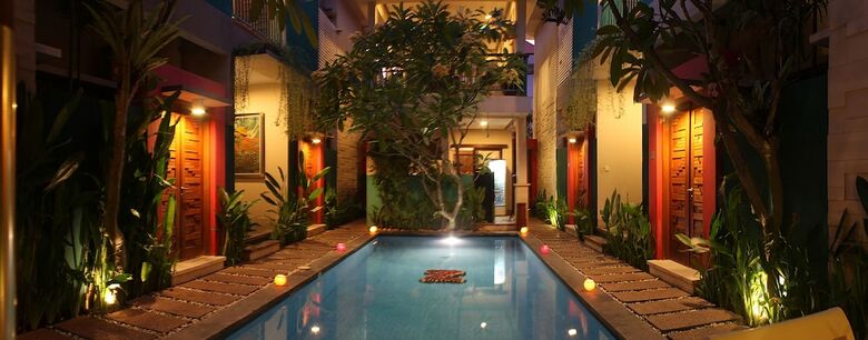 Hotel The Green Zhurga Suites