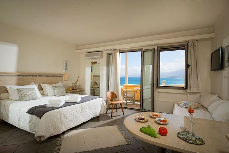 Skajado Cottages & Apartments