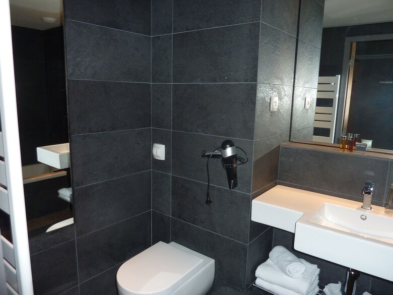 Anova Hotel & Spa
