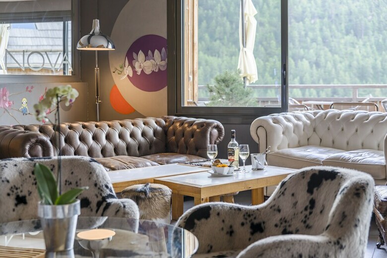 Anova Hotel & Spa
