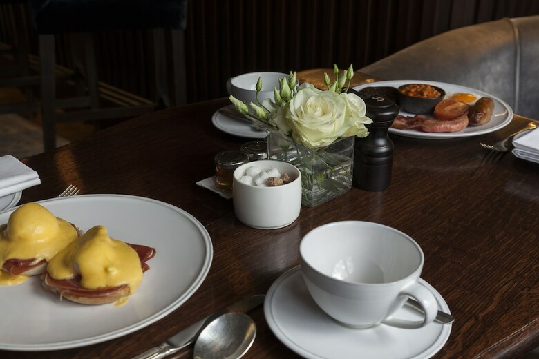Hotel Roseate House London