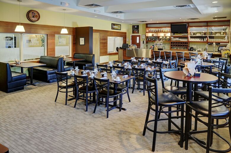 Hotel Lakeview Gimli Resort & Conference