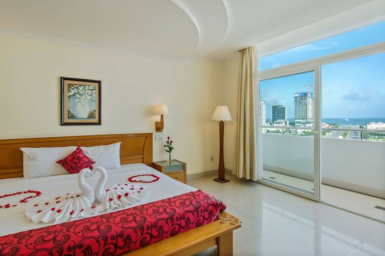 Golden Sea Hotel
