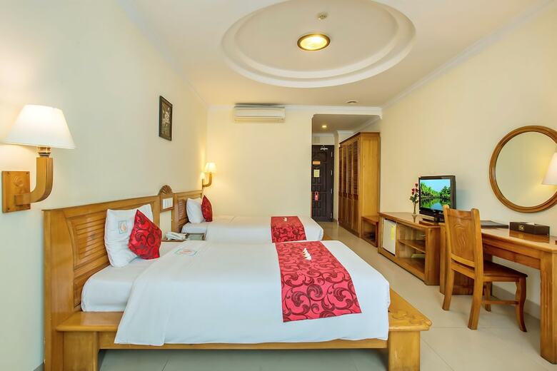 Golden Sea Hotel