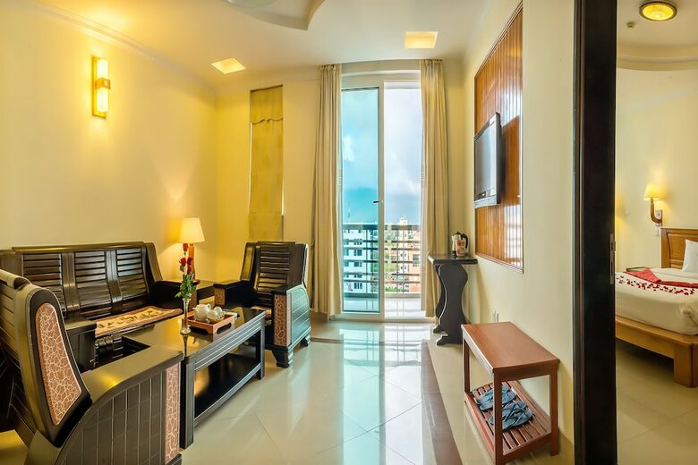Golden Sea Hotel