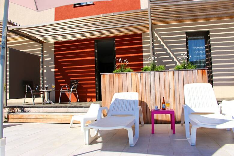 Hotel H�tel Les Gabarres
