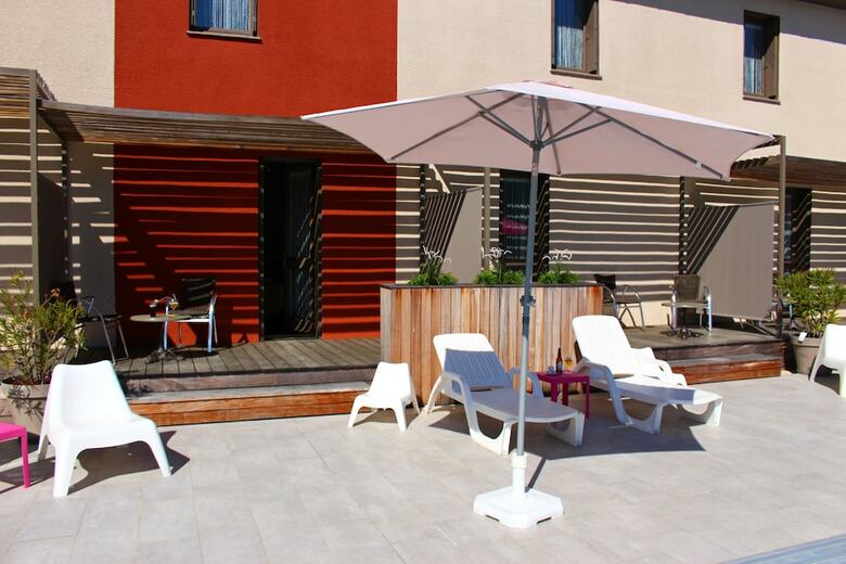 Hotel H�tel Les Gabarres
