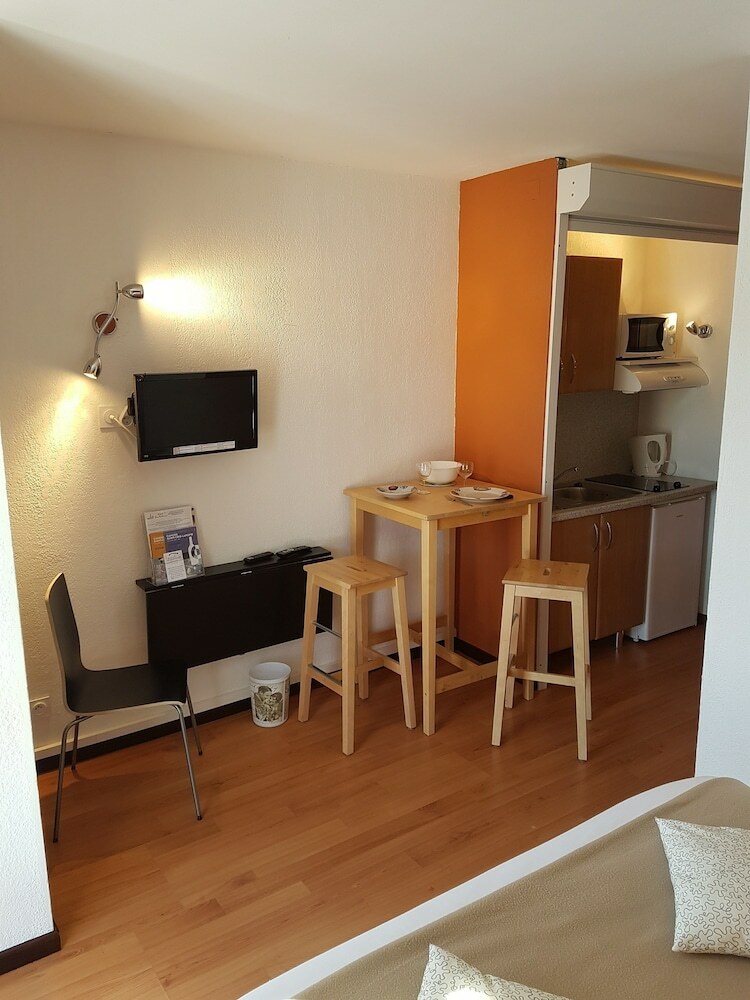 Hotel H�tel Les Gabarres