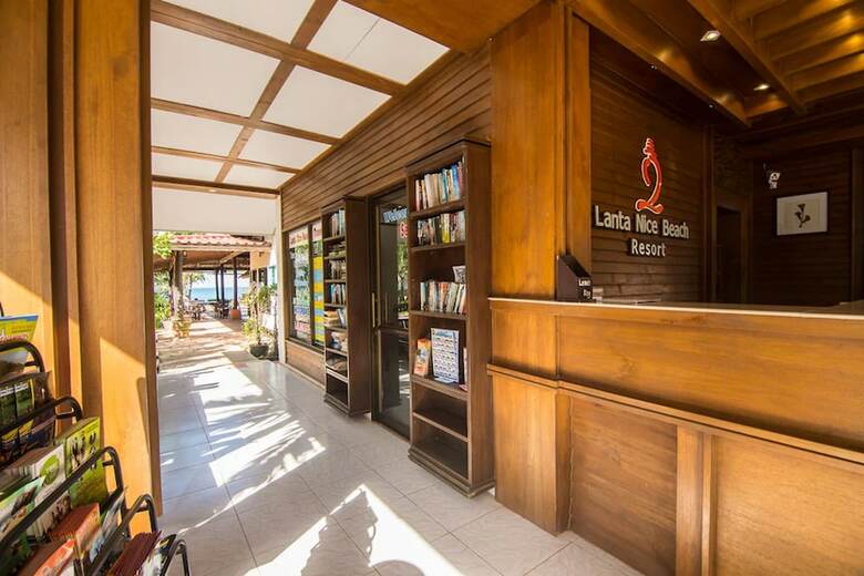 Apartamento Lanta Nice Beach Resort