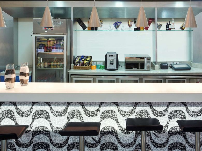 Ibis Copacabana Posto 2 Hotel