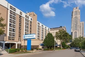Hotel Holiday Inn Select University Center