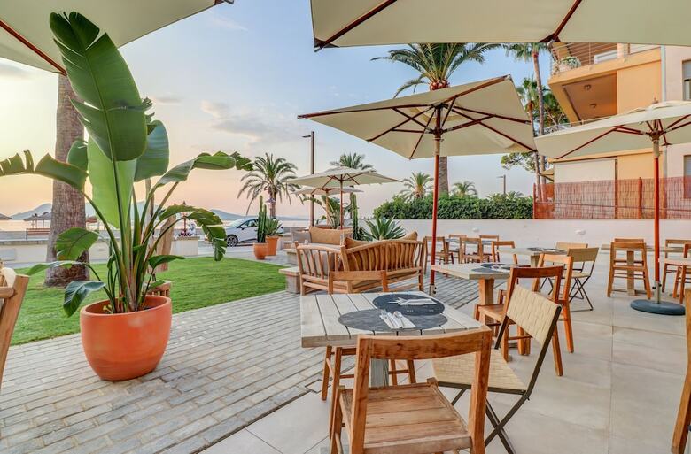 Hotel Hoposa Pollentia