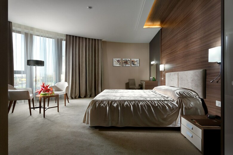 Ovis Hotel