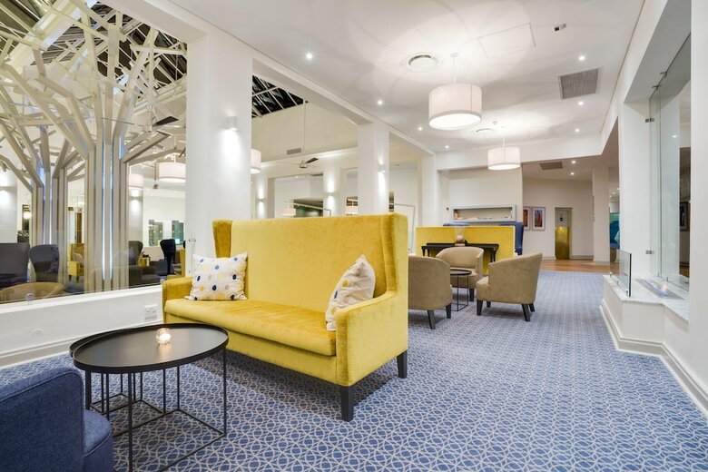NH The Lord Charles Hotel