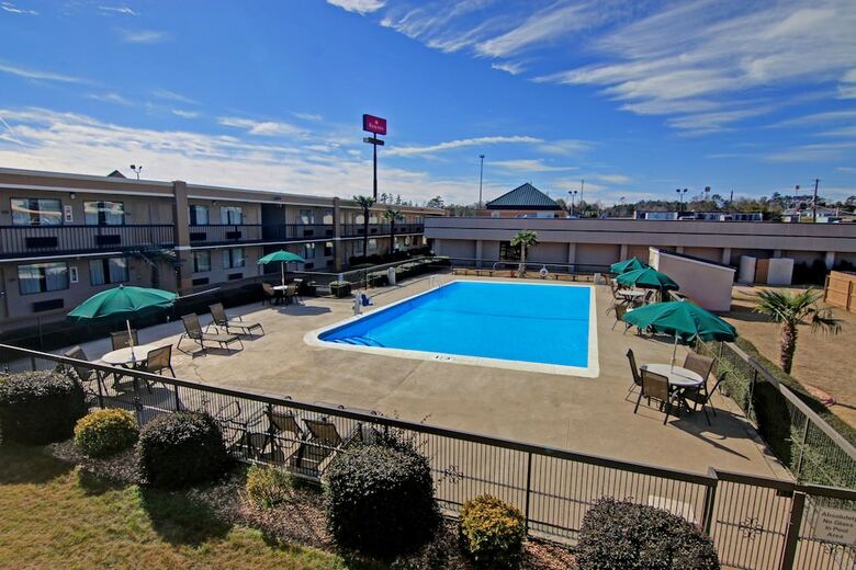 Hotel Ramada By Wyndham Macon