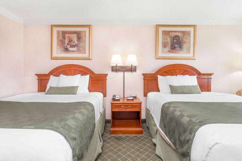 Hotel Ramada By Wyndham Macon