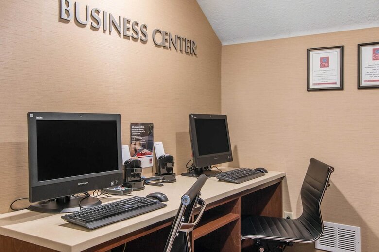 Hotel Comfort Suites Linn County