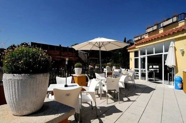 Apartaments Ar Monjard�
