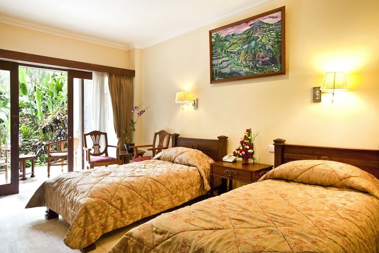 Apartamento Hotel Kumala Pantai