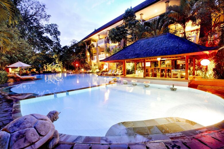 Apartamento Hotel Kumala Pantai