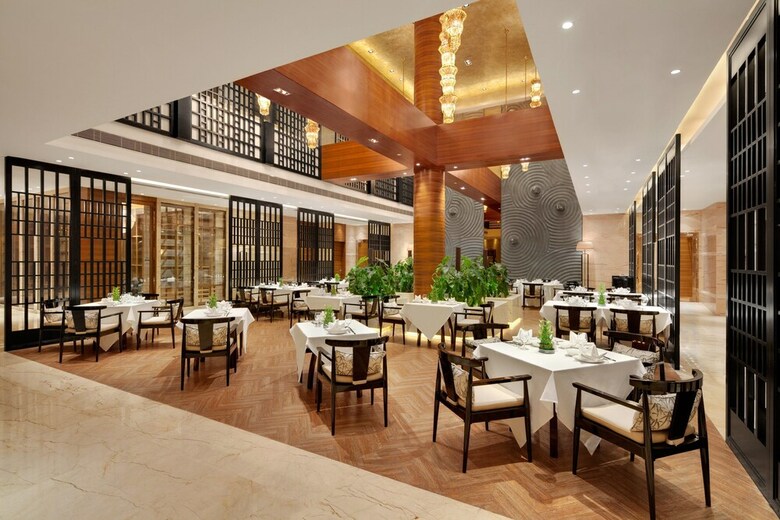 Hotel Crowne Plaza Sanya City Center