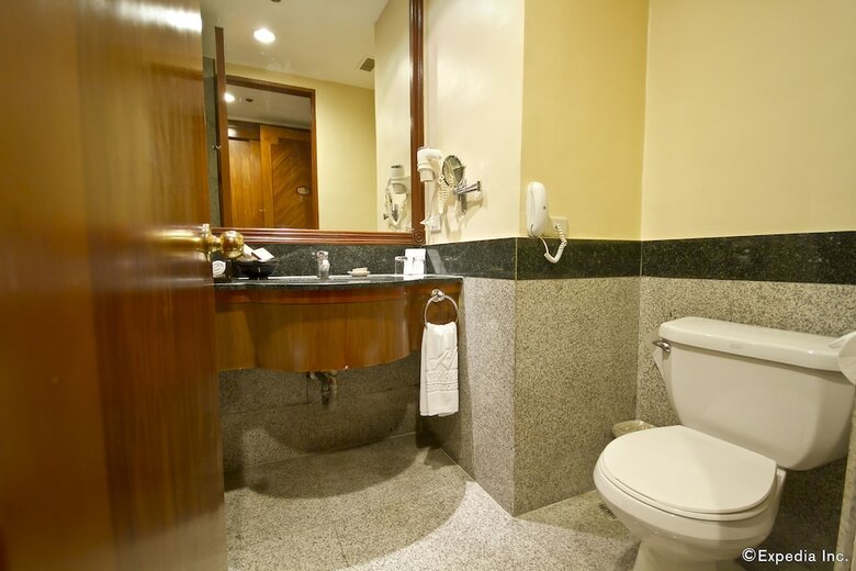 Waterfront Cebu City Hotel & Casino