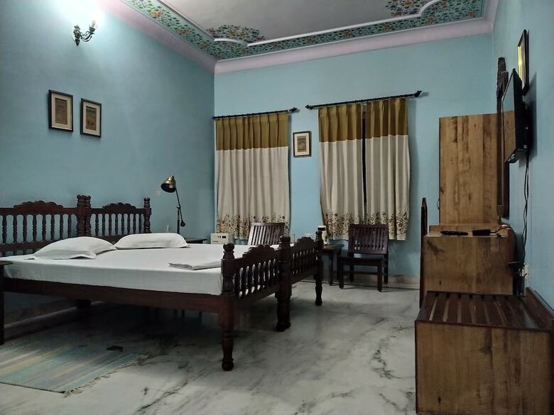 Hotel Anuraag Villa