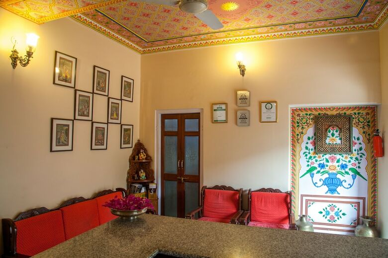 Hotel Anuraag Villa