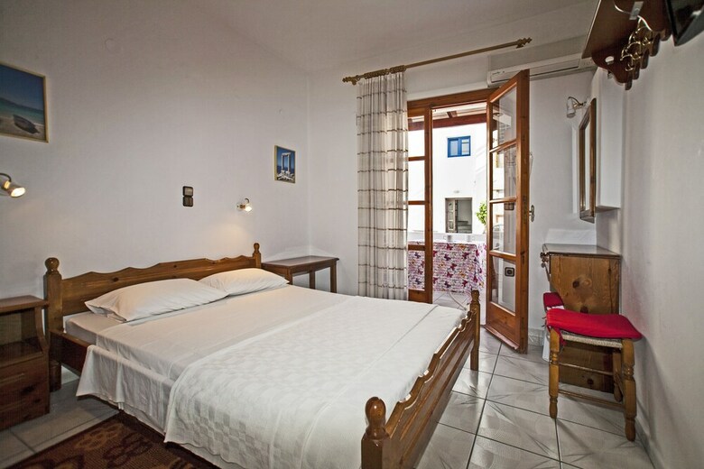 Hotel Kapetanos Rooms
