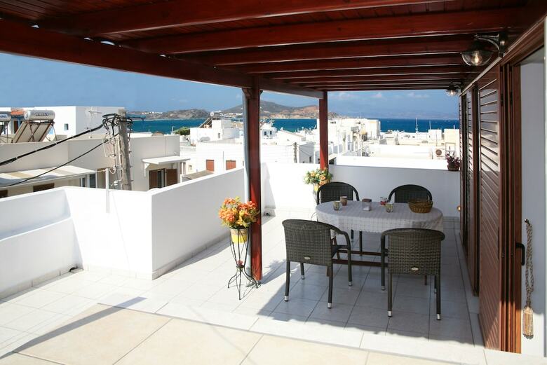 Hotel Kapetanos Rooms