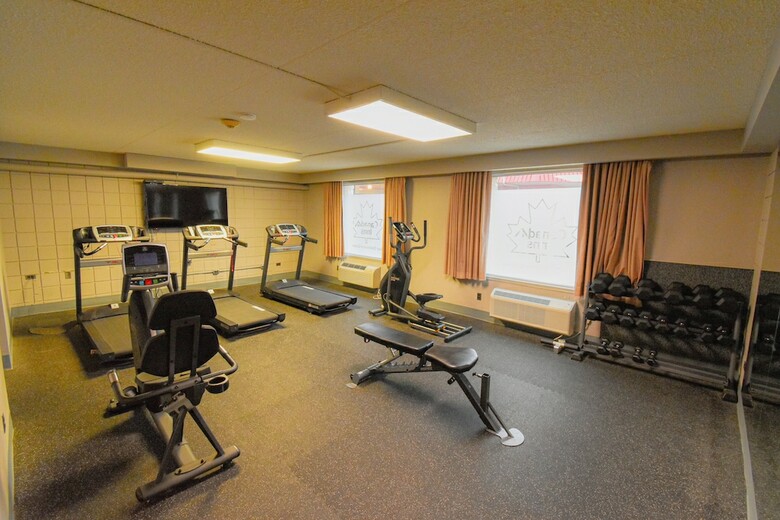 Hotel Canad Inns Destination Centre Transcona