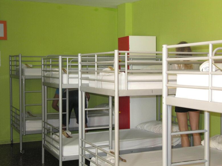 Hostal Yellow Nest Hostel Barcelona