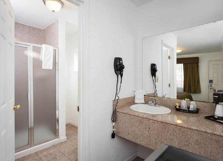 Motel Howard Johnson By Wyndham Berkeley