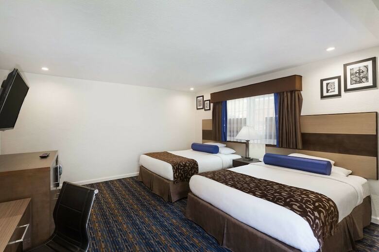 Motel Howard Johnson By Wyndham Berkeley
