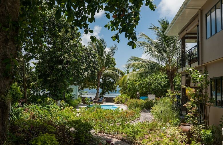 Le Repaire - Boutique Hotel & Restaurant