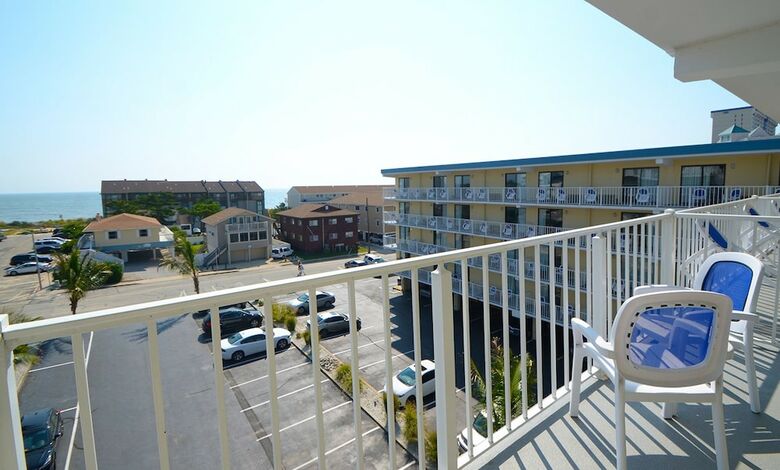 Apartamento Coastal Palms Inn & Suites