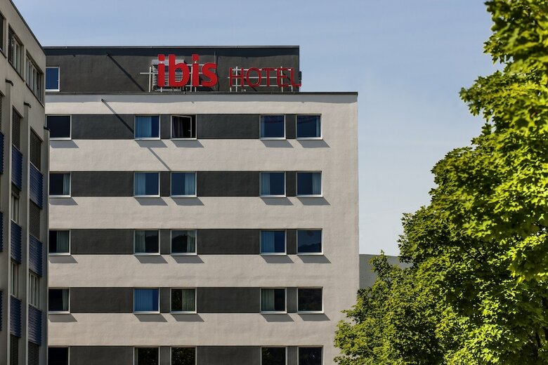 Hotel Ibis Zurich Messe-airport
