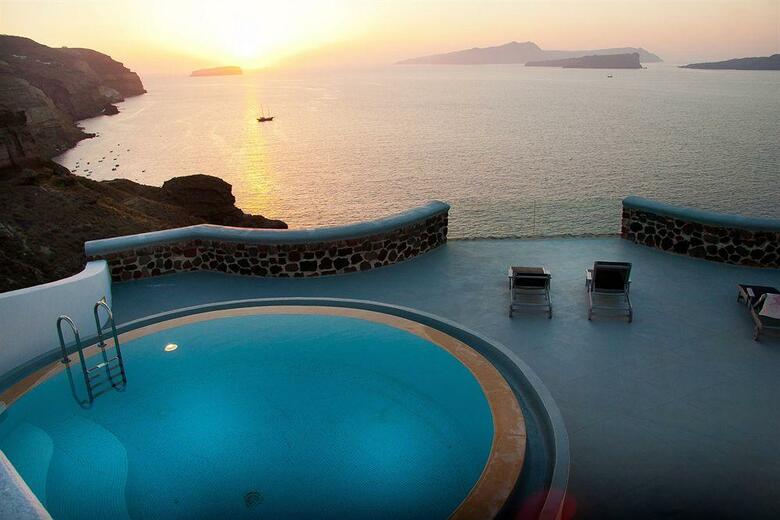 Ambassador Aegean Luxury Hotel And Suites