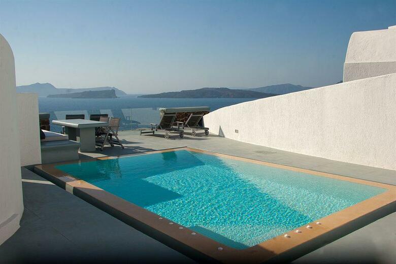 Ambassador Aegean Luxury Hotel And Suites