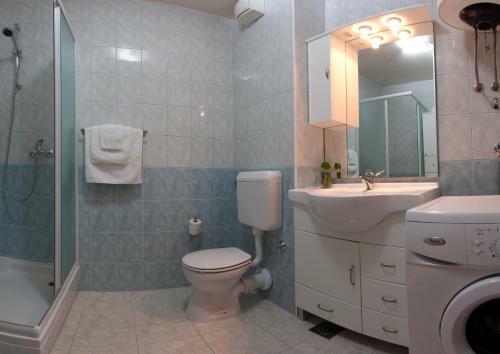 Apartamentos Cro Jet Set On The Beach